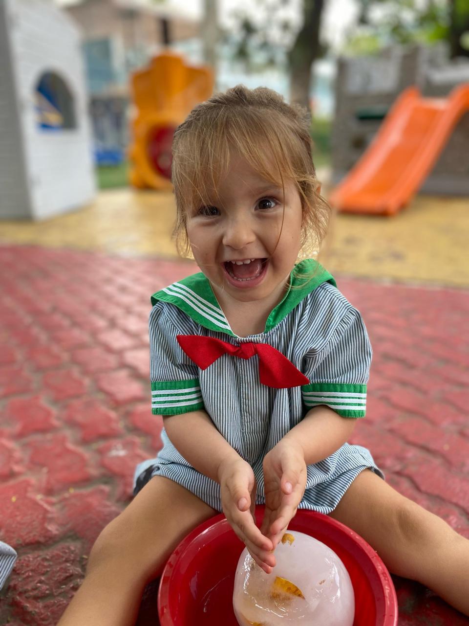 9a312543-49f3-4f62-b65d-5d1547e57571